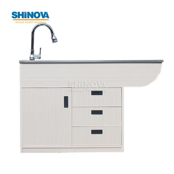 Стол для влажной утилизации с деревянным каркасом