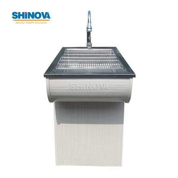 Стол для влажной утилизации с деревянным каркасом